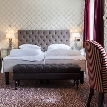 فندق ديه هانسياتيسكيه 4*