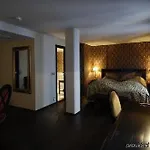 데트 한제아티스케 4*